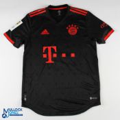 Joshua Kimmich No 6 Bayern Munich 2022/23 third match issue football shirt - in black, Adidas / T