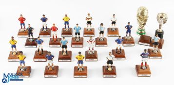21x Yesteryear Miniatures World Cup Winners and Trophy Football figures, 21 hand painted metal