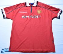 1998-2000 Manchester United FC home football shirt - Umbro / Sharp. Size XL, red, short sleeves. G
