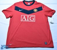 2009-2010 Manchester United FC home football shirt #9 Berbatov signed. Nike /AIG Size XL, red, short