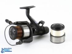 Shimano GT4000 Baitrunner Aero fixed spool reel with spare spool, good bail, rear tensioner, runs