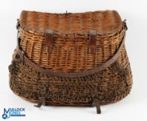 Hardy Bros No.1 the Perfect Creel, with a lid that opens from the angler towards him with creel