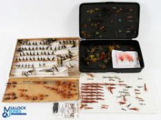 Approximately 300 salmon flies, mainly double & treble hook, in sizes up to 1.5