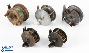 A collection of unnamed brass/alloy and wood reels - all working (5)