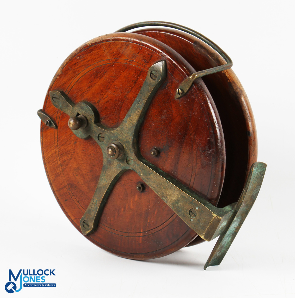 Sun Star Back brass and mahogany reel 6.5", brass flange, back spool with wing nut central tensioner - Image 2 of 2