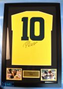 Framed Brazil Football Club #10 Football shirt signed by Pele with COA, frame size 83 x 58 cm