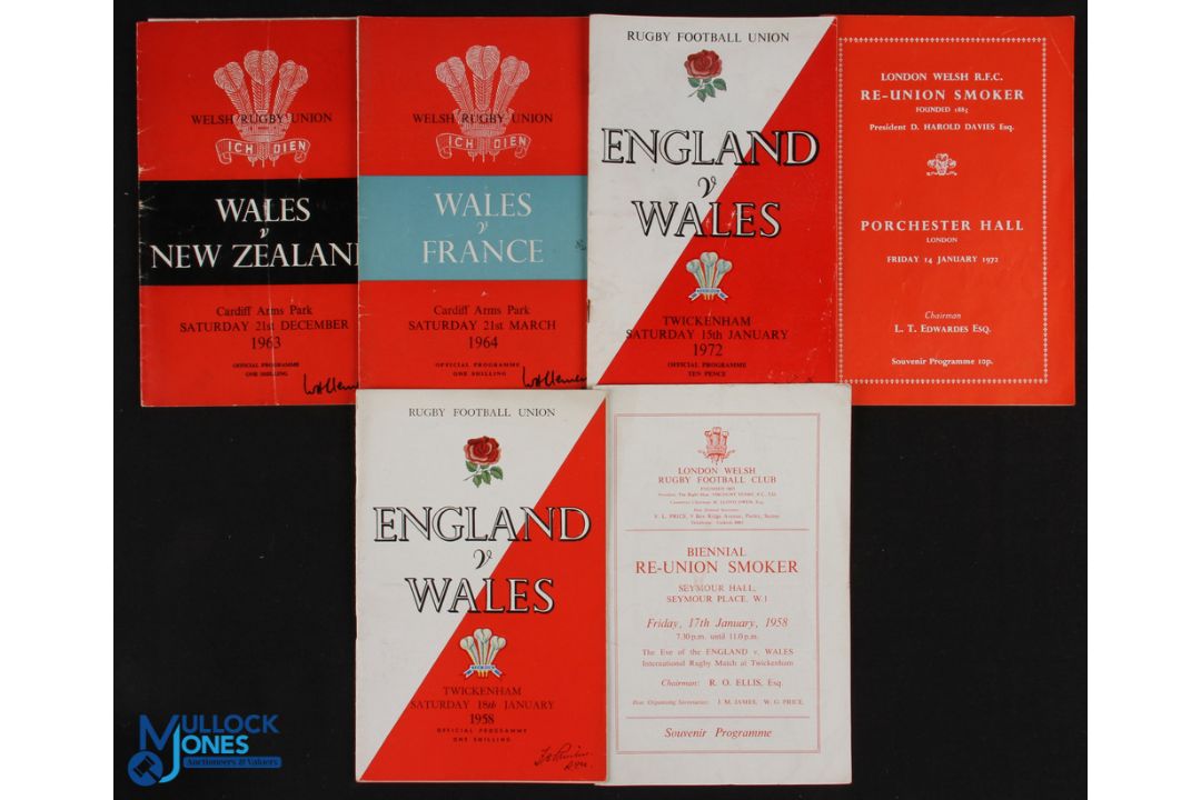 1958-1972 Wales Rugby Programmes with special extras (8): v NZ 1963, complete with VG 4pp card