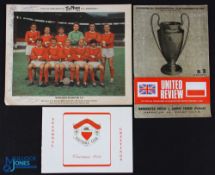 Typhoo Tea card featuring Manchester Utd and containing signatures of David Herd, Denis Law, Bobby