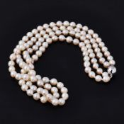 A double row of cultured pearls the inner strand approx. 16