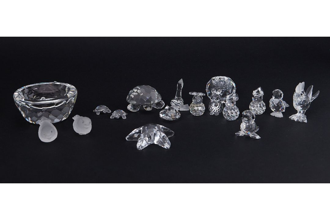 Swarovski Crystal Glass, a collection of fourteen crystal including 'Birds In The Bird Bath', '