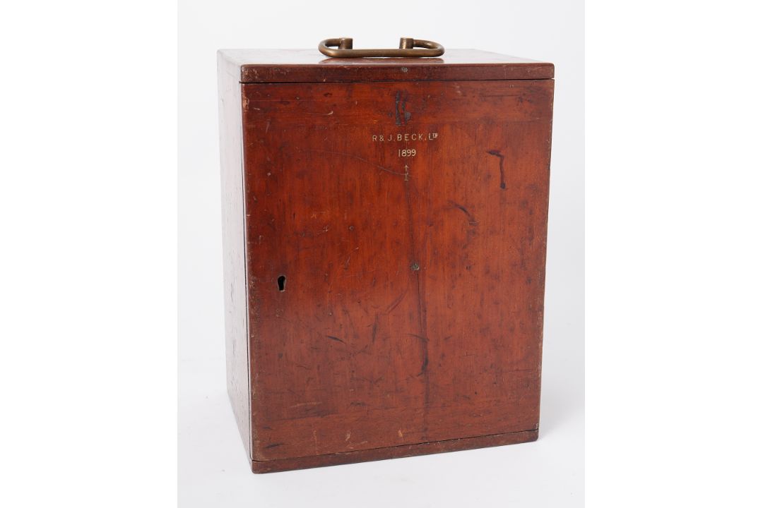 A boxed microscope marked R & J Beck of London. - Image 1 of 2