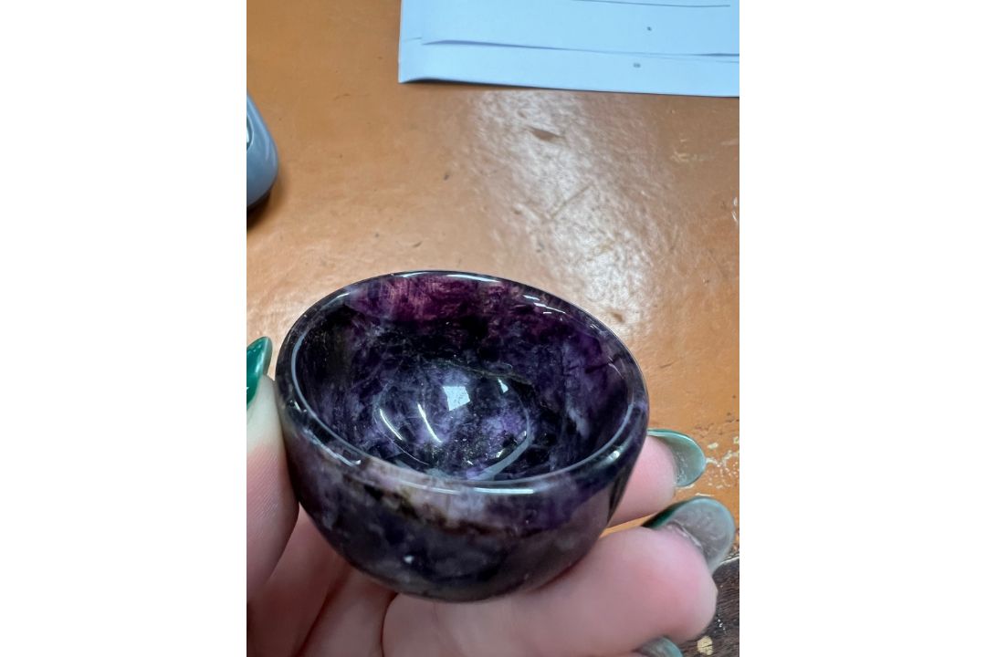 Blue John, a small bowl, diameter 4.5cm and other hardstones etc, approx. 22 - Image 6 of 6