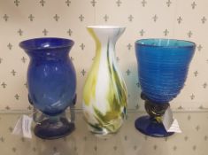 Modern Art Glass Mottled & Ribbed Vases, height of tallest 25cm(3)