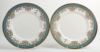 De Lamerie Fine Bone China Garland Patterned Dinner Plates , specially made high end quality item,