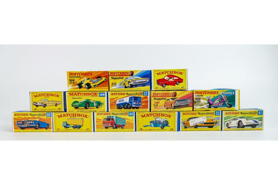 A collection of boxed Matchbox 1-75 series toy cars & vehicles to include 24d Team Matchbox Metallic - Image 1 of 3