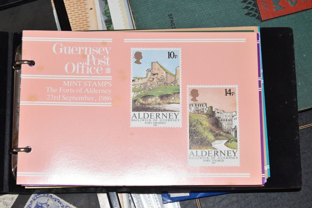 VERY LARGE ACCUMULATION OF STAMPS IN NUMEROUS ALBUMS AND LOOSE, we note worldwide collections, GB - Image 23 of 26