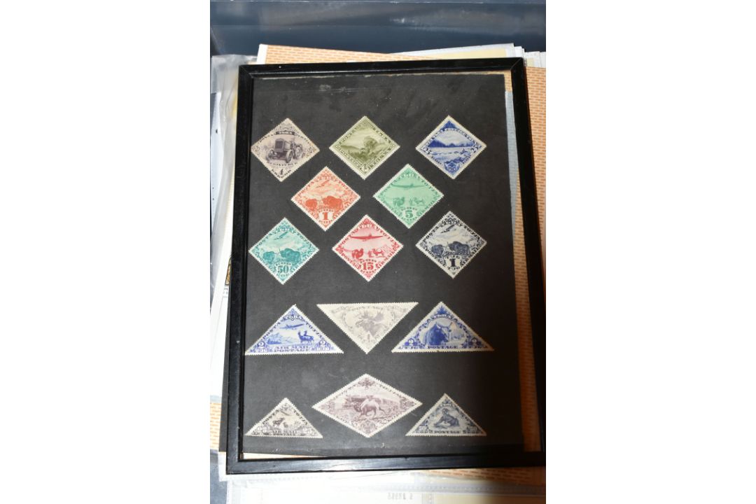 VERY LARGE ACCUMULATION OF STAMPS IN NUMEROUS ALBUMS AND LOOSE, we note worldwide collections, GB - Image 21 of 26