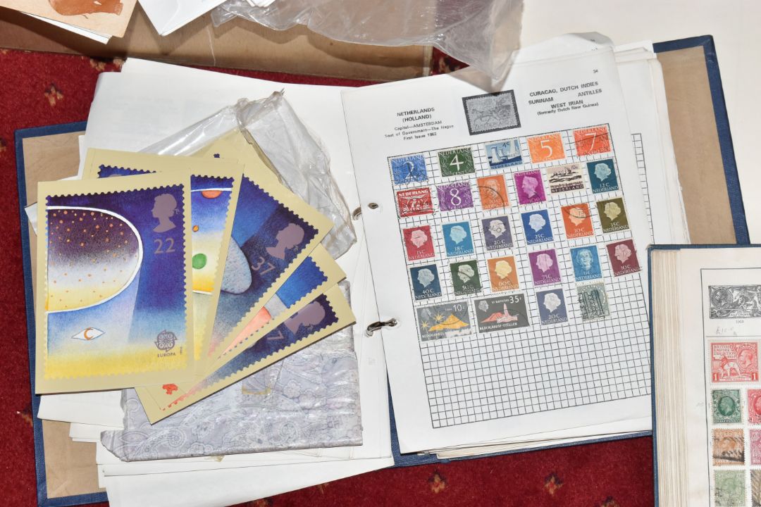 VERY LARGE ACCUMULATION OF STAMPS IN NUMEROUS ALBUMS AND LOOSE, we note worldwide collections, GB - Image 2 of 26