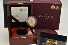 A ROYAL MINT BOXED GOLD PIEDFORT PROOF GARTER LIMITED EDITION REVERSE SOVEREIGN COIN, 3500 mintage