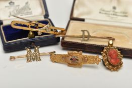 FIVE BROOCHES, to include a split pearl initial 'M' brooch unclear mark, a yellow metal initial '