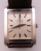 An Omega Automatic gentleman's wristwatch. 3 cm wide.