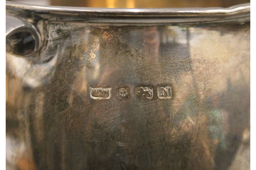 A silver twin handled trophy cup on stand. 24 cm high overall. 366.8 grammes. - Image 6 of 6