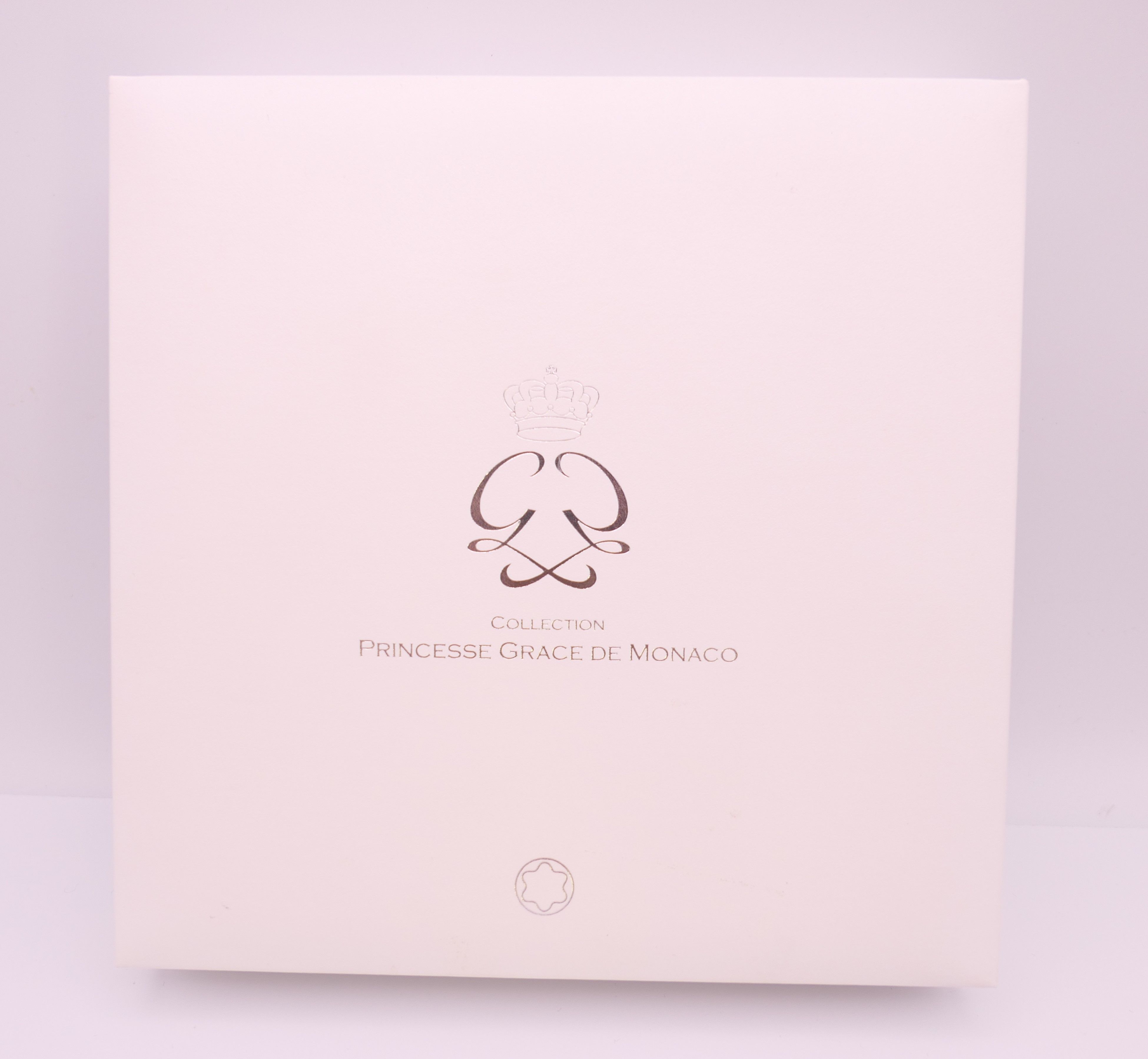 A Montblanc/Mont Blanc Princess Grace de Monaco ivory coloured rollerball pen, boxed with papers. - Image 12 of 21