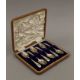 A cased set of silver teaspoons. 95.7 grammes. - Image 6 of 6
