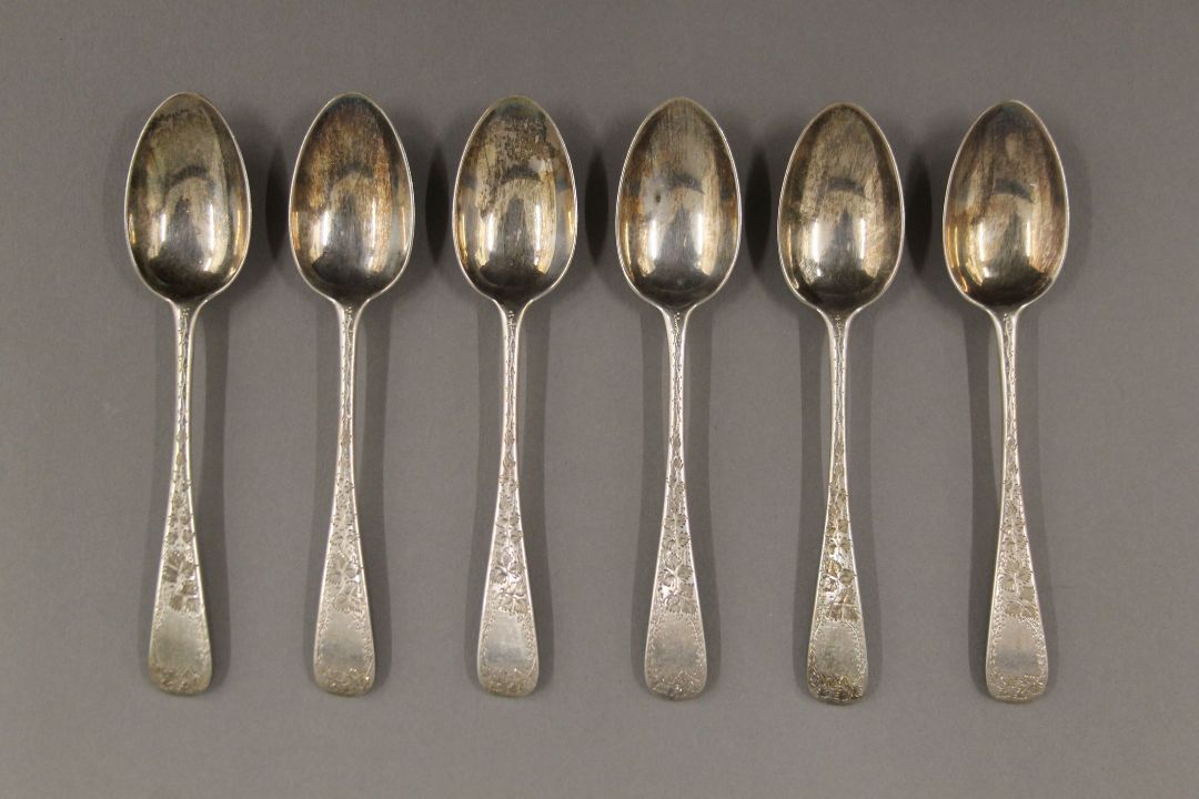 A cased set of silver teaspoons. 95.7 grammes. - Image 1 of 6