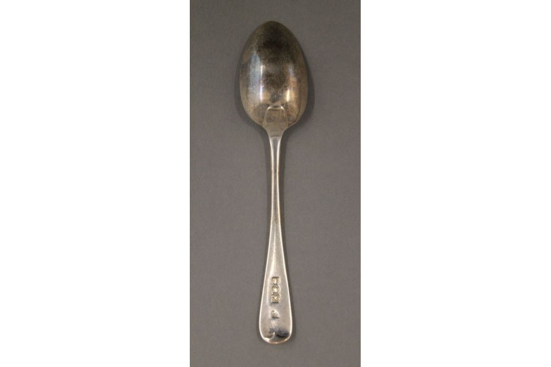 A cased set of silver teaspoons. 95.7 grammes. - Image 4 of 6
