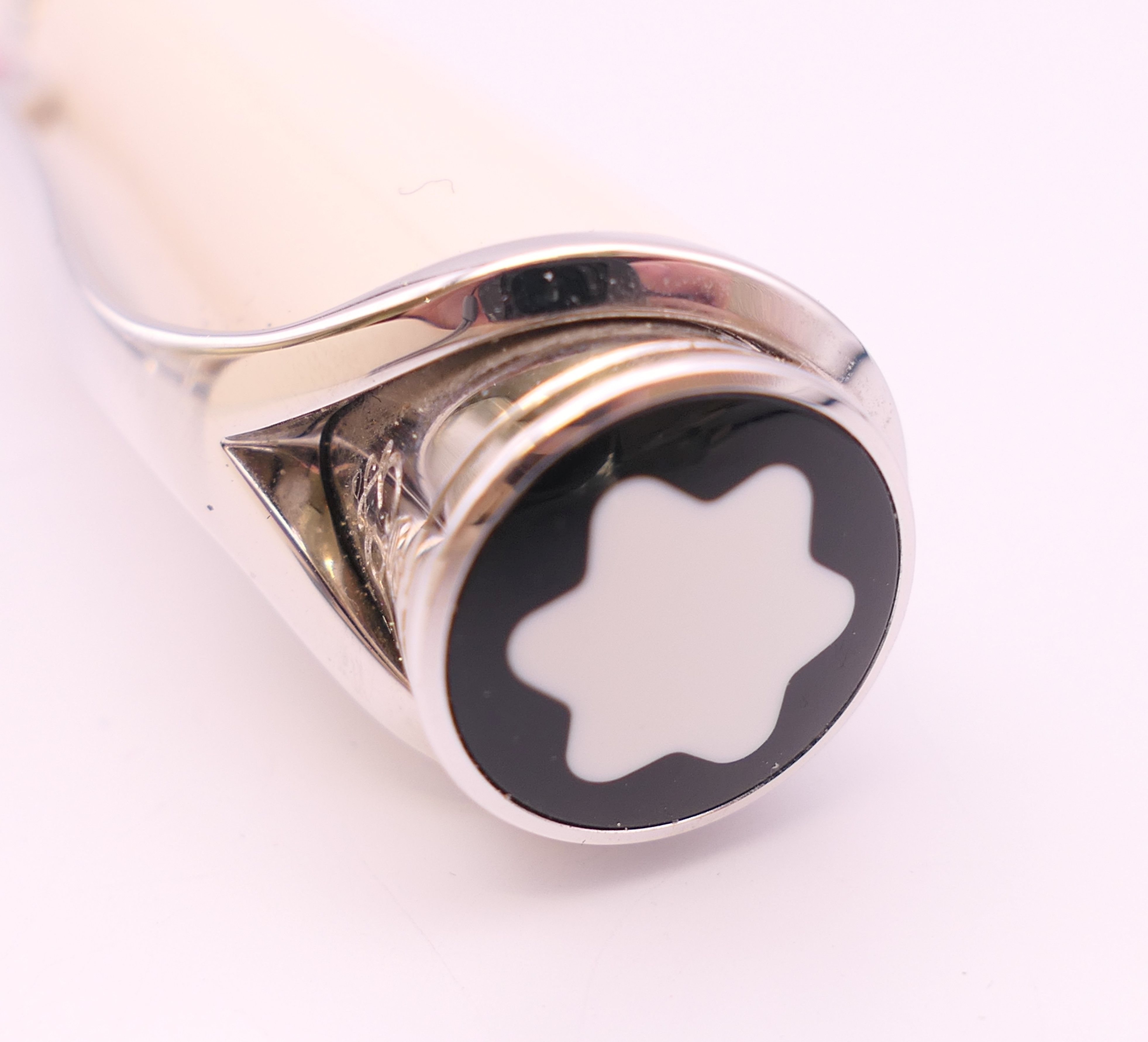 A Montblanc/Mont Blanc Princess Grace de Monaco ivory coloured rollerball pen, boxed with papers. - Image 5 of 21