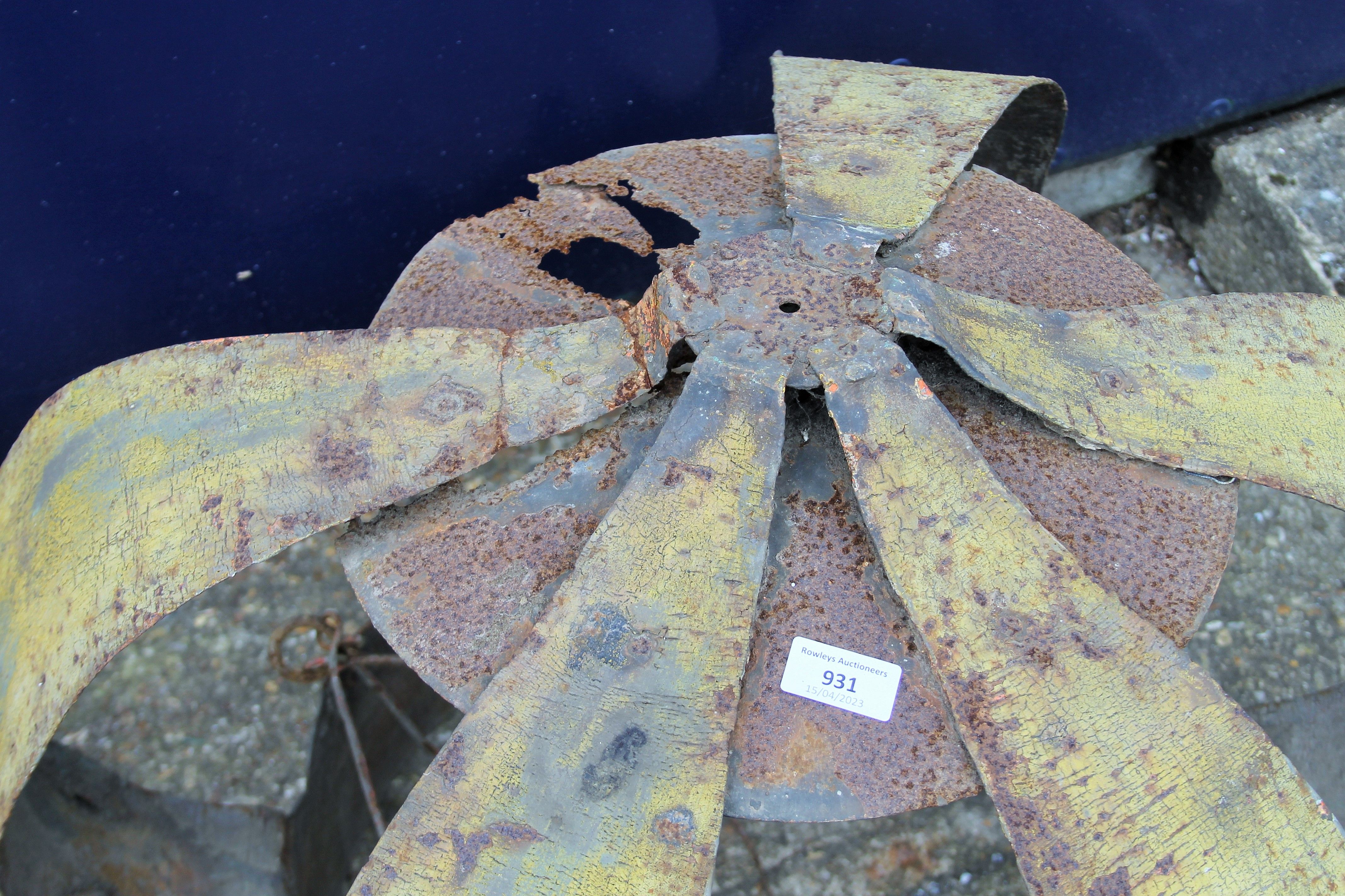A 19th century hanging shop sign formed as a crown. 53 cm high. - Image 2 of 3