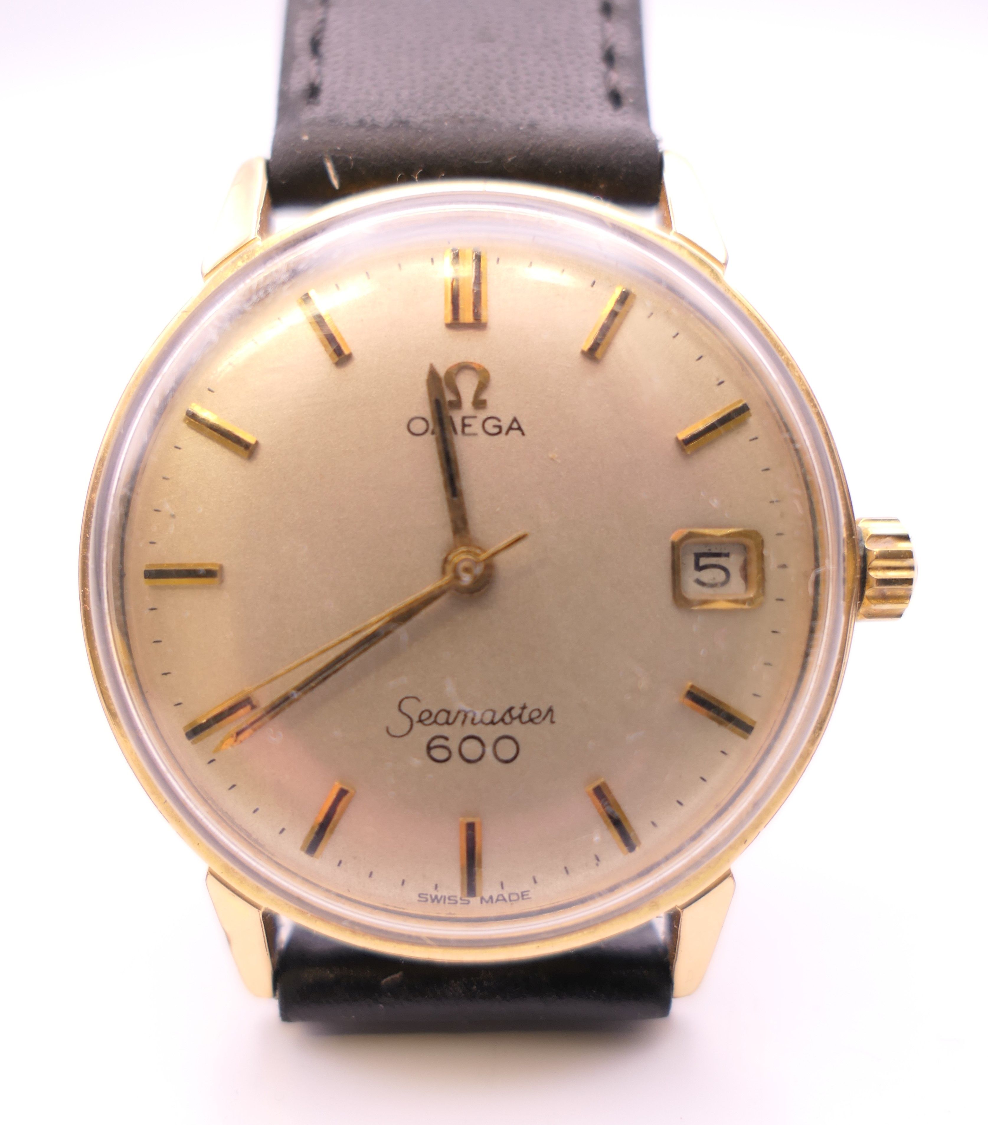 An Omega Seamaster 600 gentleman's wristwatch. 3.75 cm wide.