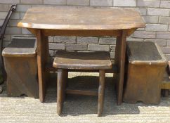 An elm garden table and three elm stools. The table 100 cm long.