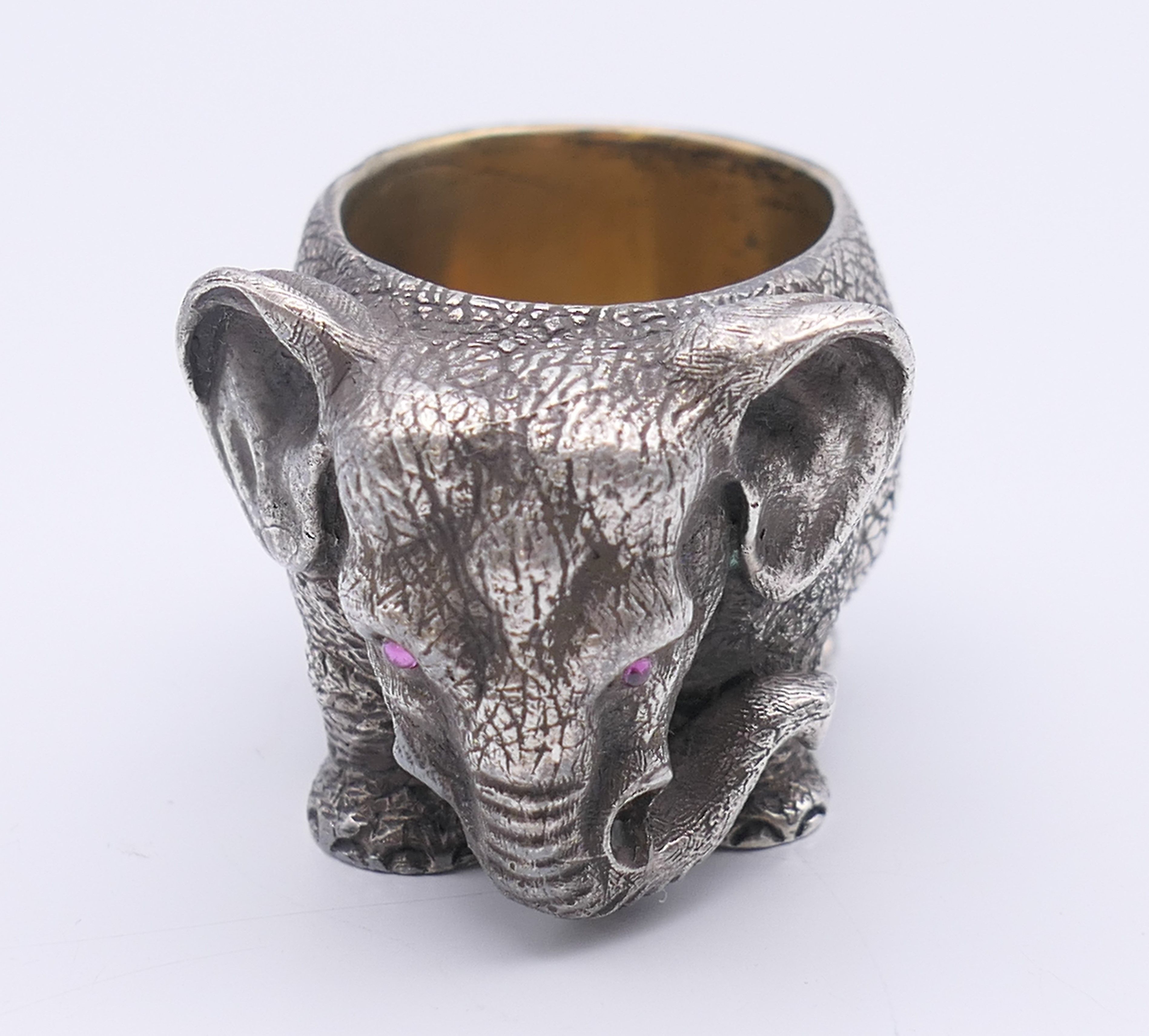 A small salt formed as an elephant, bearing Russian marks. 4.5 cm long. - Image 3 of 13