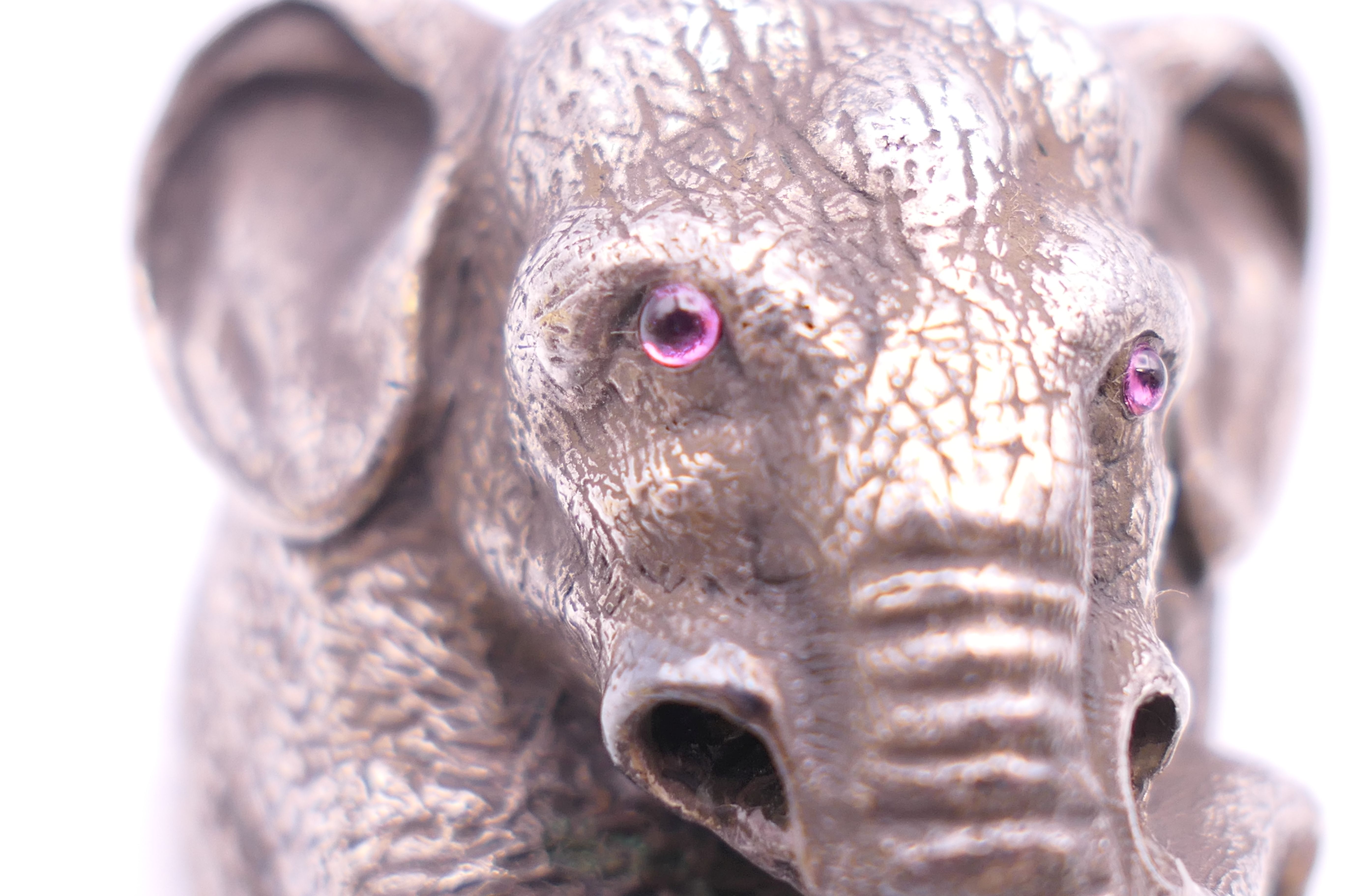 A small salt formed as an elephant, bearing Russian marks. 4.5 cm long. - Image 12 of 13