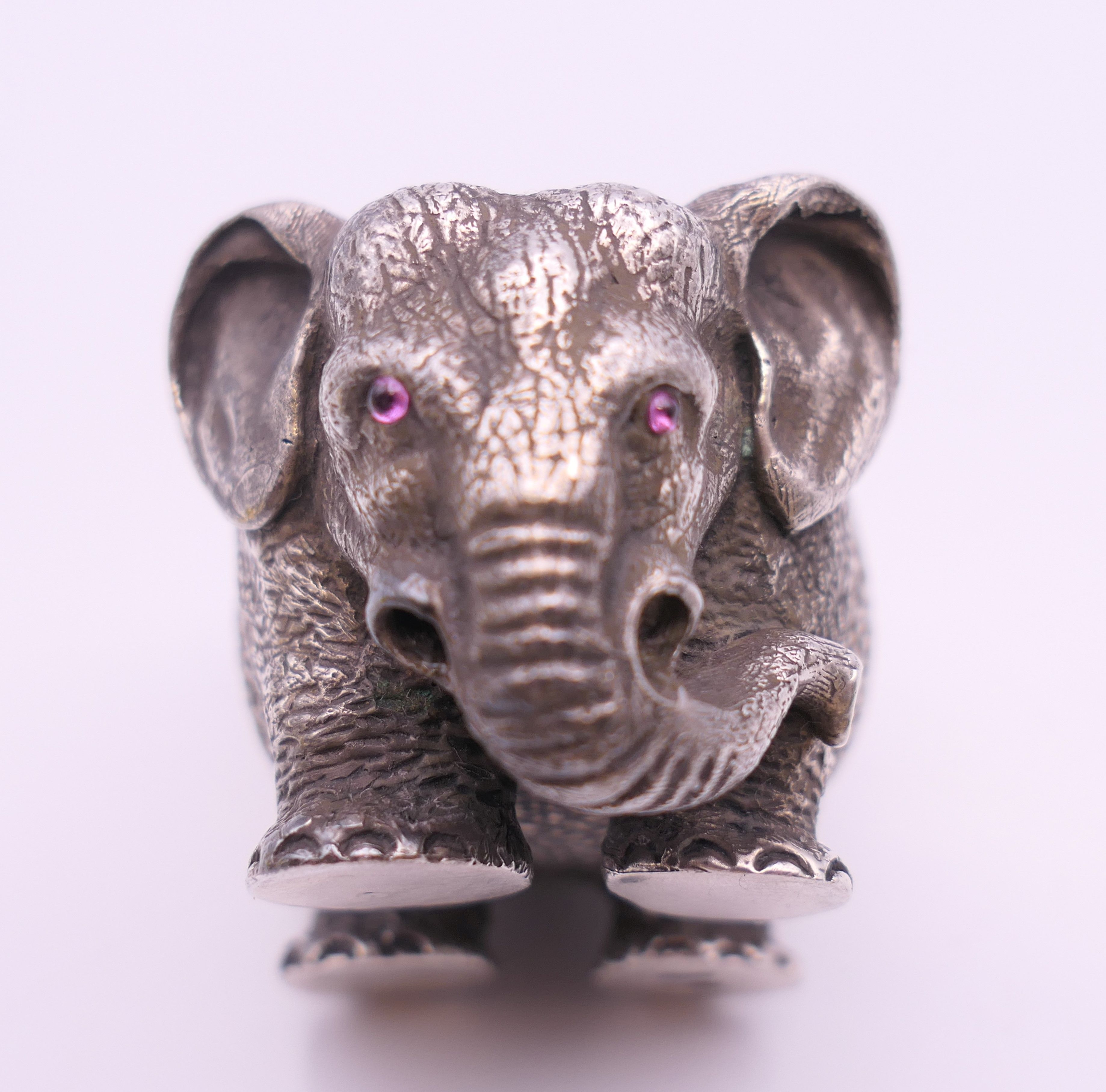 A small salt formed as an elephant, bearing Russian marks. 4.5 cm long. - Image 11 of 13
