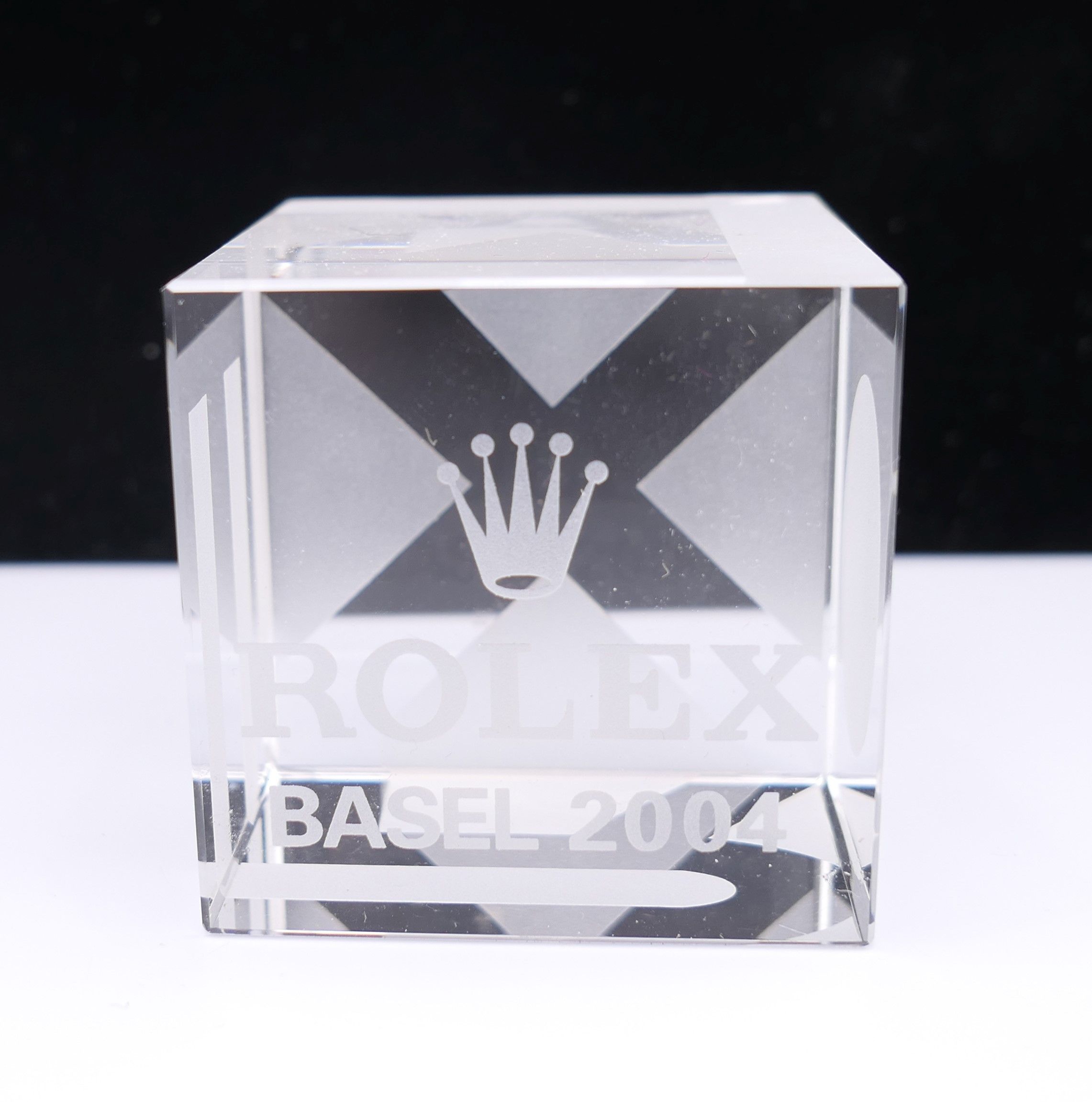 A Rolex glass paperweight. 5 cm wide. - Image 2 of 6
