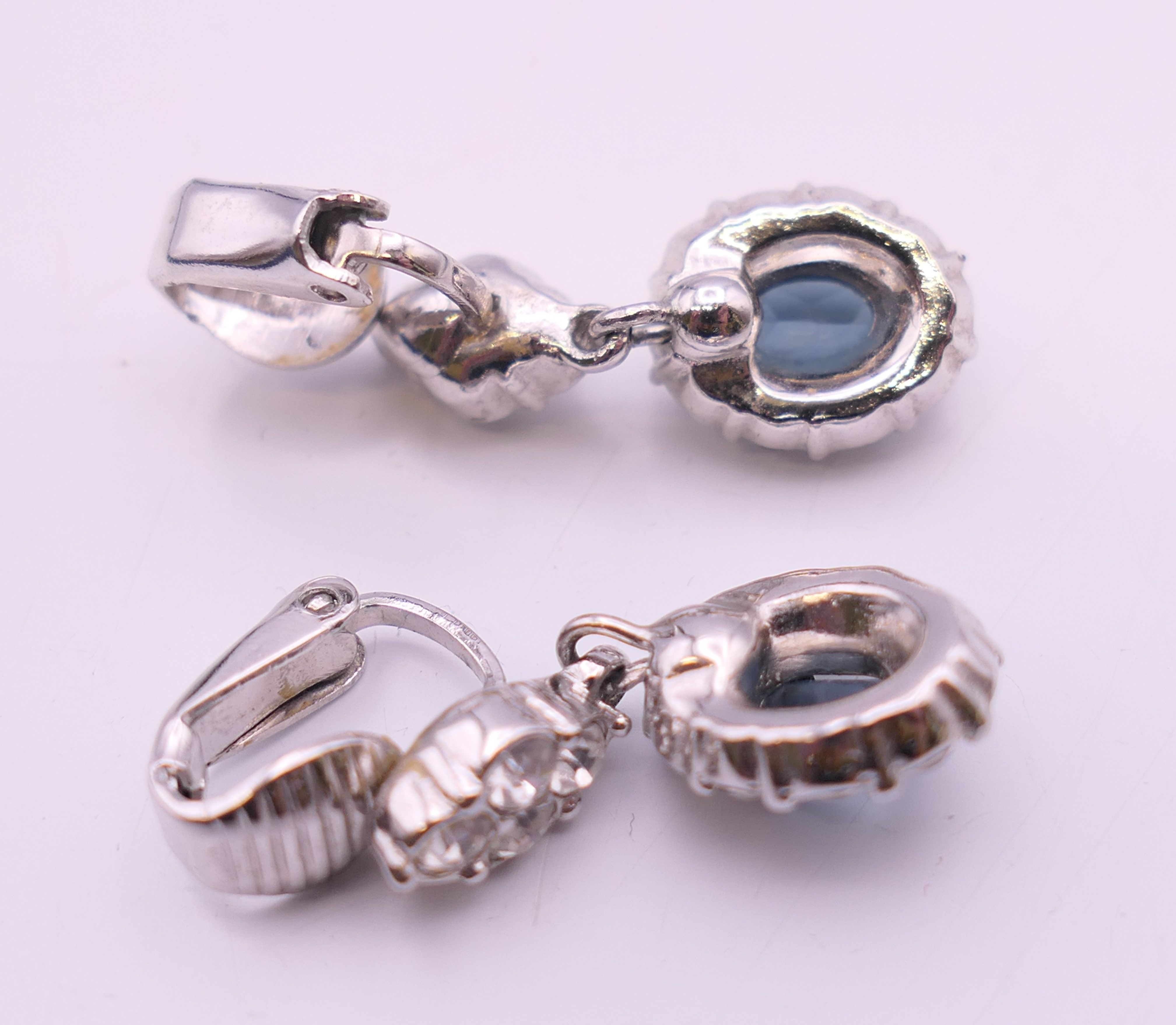 A quantity of various costume jewellery, including matching necklace and bracelet. - Image 9 of 12
