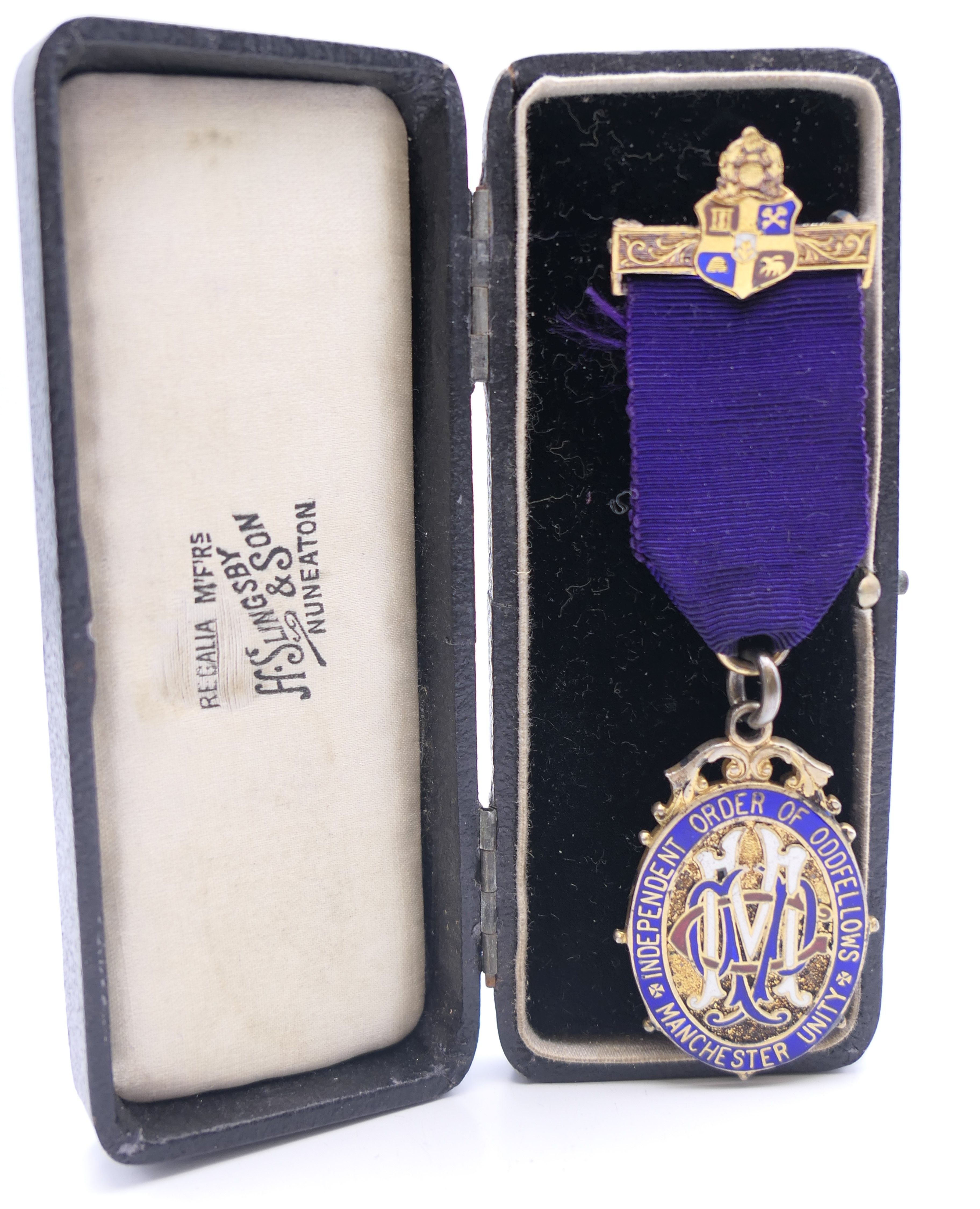 A boxed silver gilt and enamel Independent Order of Oddfellows Manchester Unity medal. - Image 3 of 11