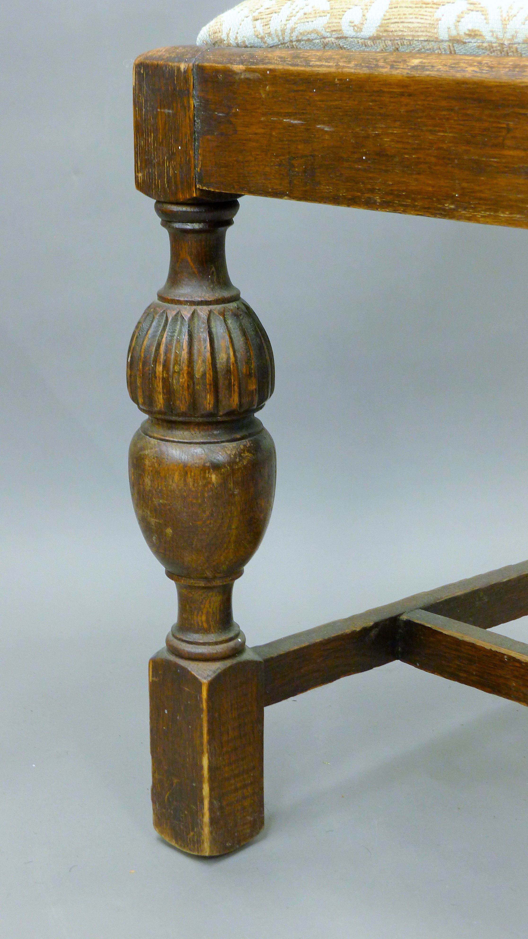 A quantity of various chairs. - Image 6 of 6