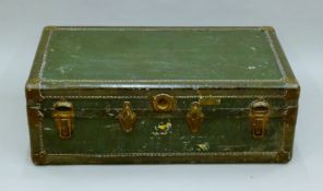 A large green trunk. 91 cm long.