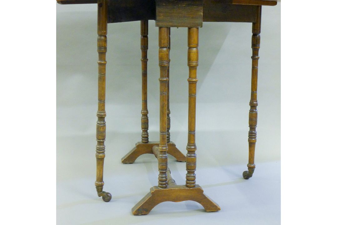 A Victorian mahogany Sutherland table and a 20th century oak drop leaf coffee table. - Image 7 of 7
