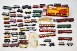 Hornby Dublo 00 gauge model railway rolling stock comprising fifty loose goods wagons, seven