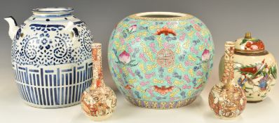 Large Chinese teapot, enamelled vase, ginger jar etc, tallest 20cm