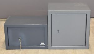 Two gun ammunition safes, with keys, 30 x 22 x 30 cm and 31 x 20 x 20cm