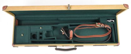 Guardian Heritage canvas and leather bound shotgun carry case with felt lined fitted interior and