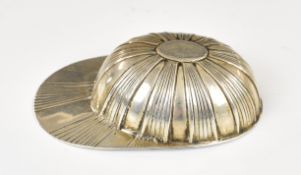 Edward VII hallmarked silver novelty jockey's cap or hat caddy spoon or scoop, Chester 1904, maker