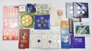 Large collection of mainly uncirculated modern UK coinage including Royal Mint Beatrix Potter 50p