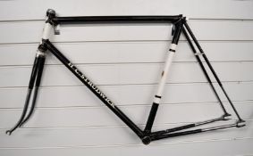 Strudwick Brighton gentleman's vintage bicycle frame and forks with horizontal dropouts and